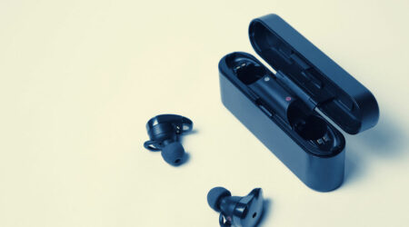 10 mistakes to avoid while using wireless earbuds