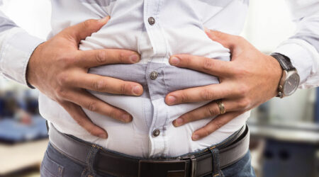 8 signs of gastrointestinal problems due to a high sugar intake